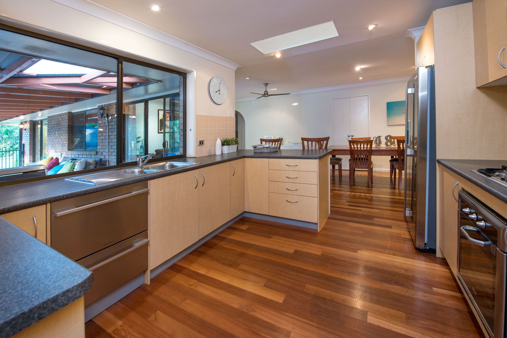 7 Rainsby Court, Carindale QLD 4152, Carindale - Thumbnail 5
