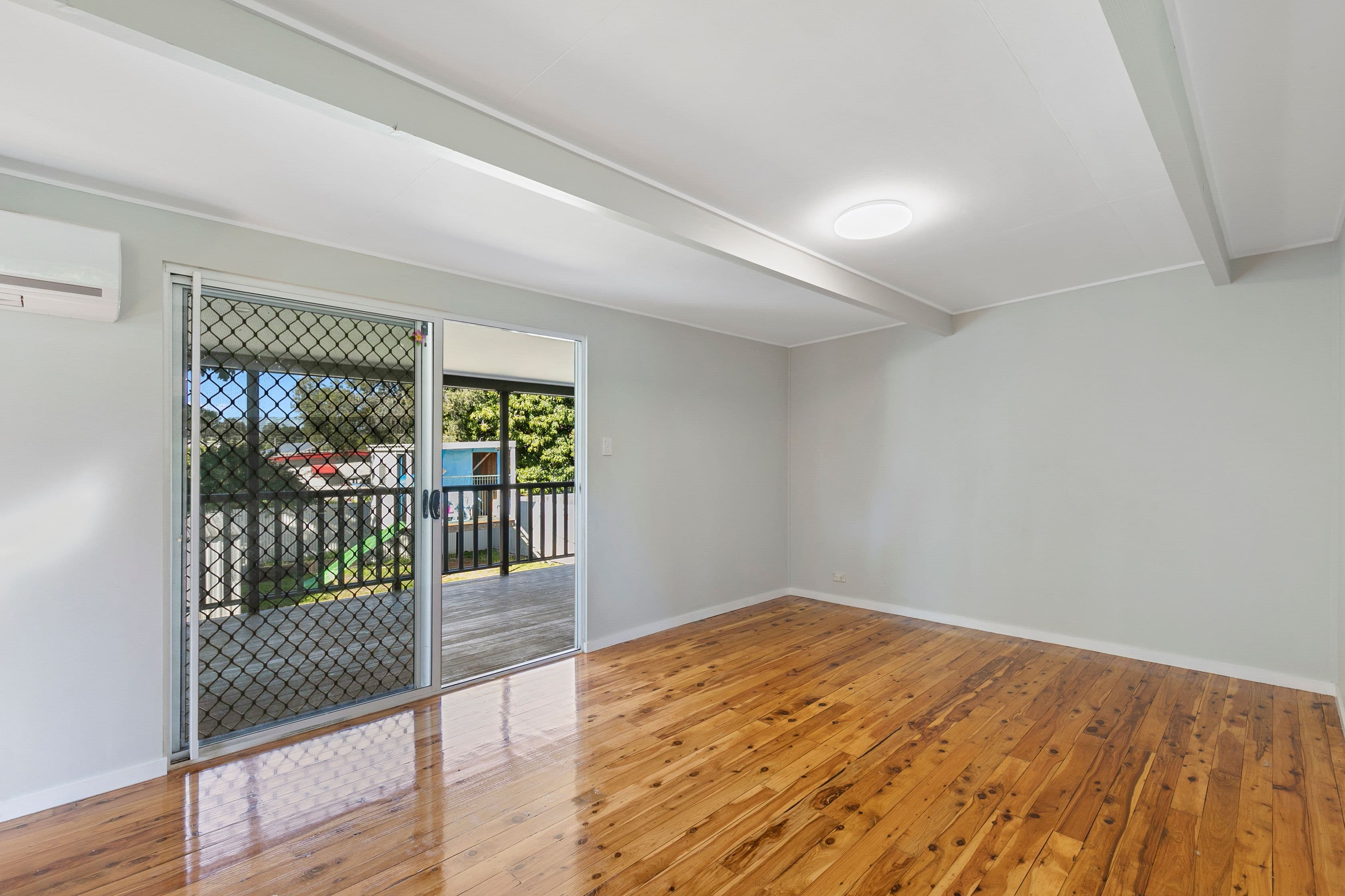 8 Padbury Street, Hemmant QLD 4174, Hemmant - Thumbnail 2