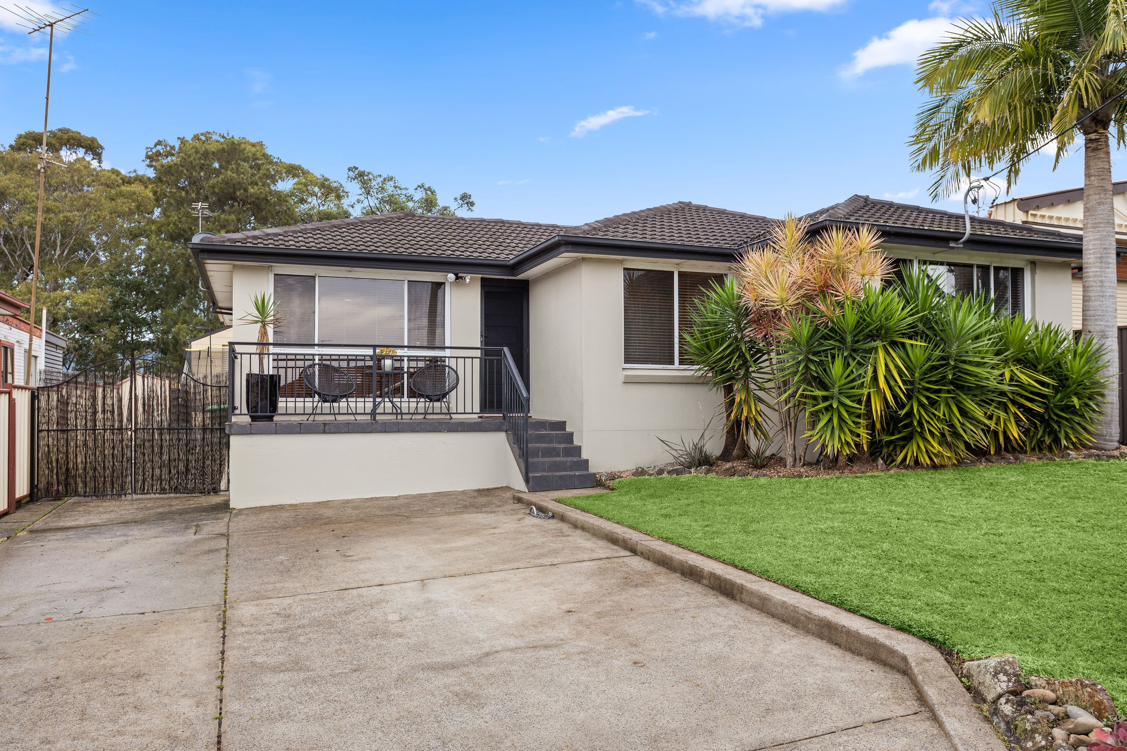 5 Robyn Road, Albion Park Rail NSW 2527, Albion Park Rail - Image 1