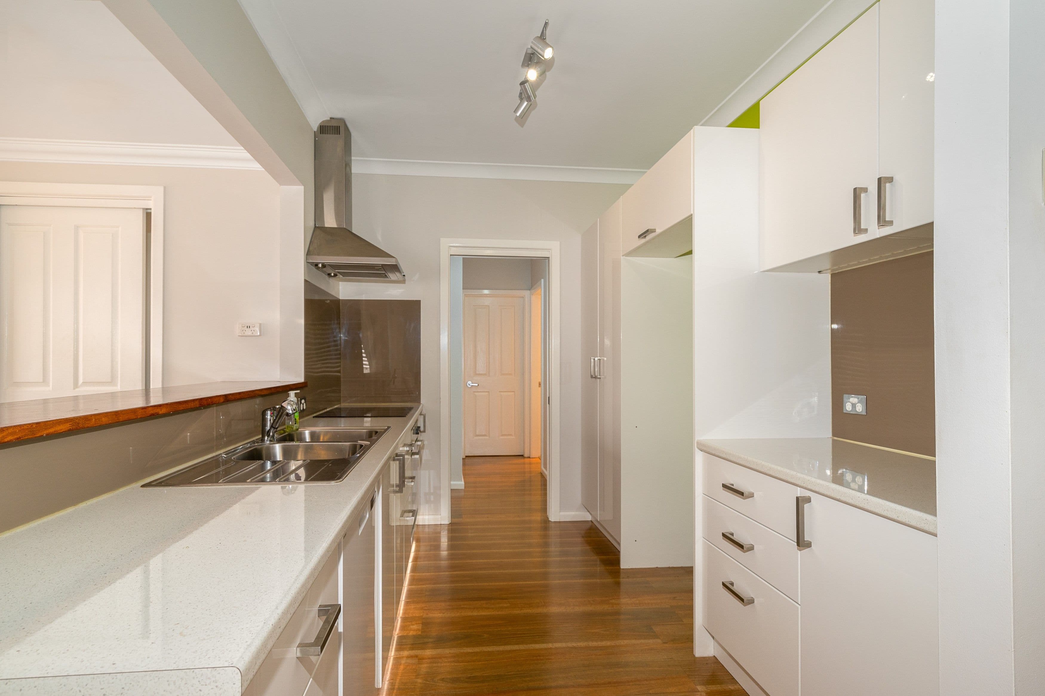 44 Dalton Street, Dubbo NSW 2830, Dubbo - Thumbnail 2