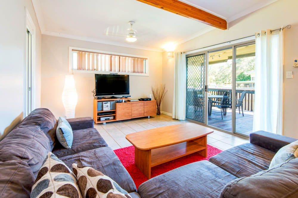 19 Binya Street, HOLLAND PARK QLD 4121, Holland Park - Thumbnail 2