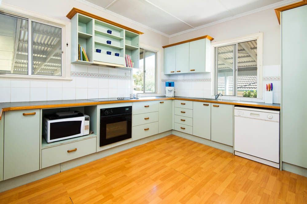 19 Binya Street, HOLLAND PARK QLD 4121, Holland Park - Thumbnail 3