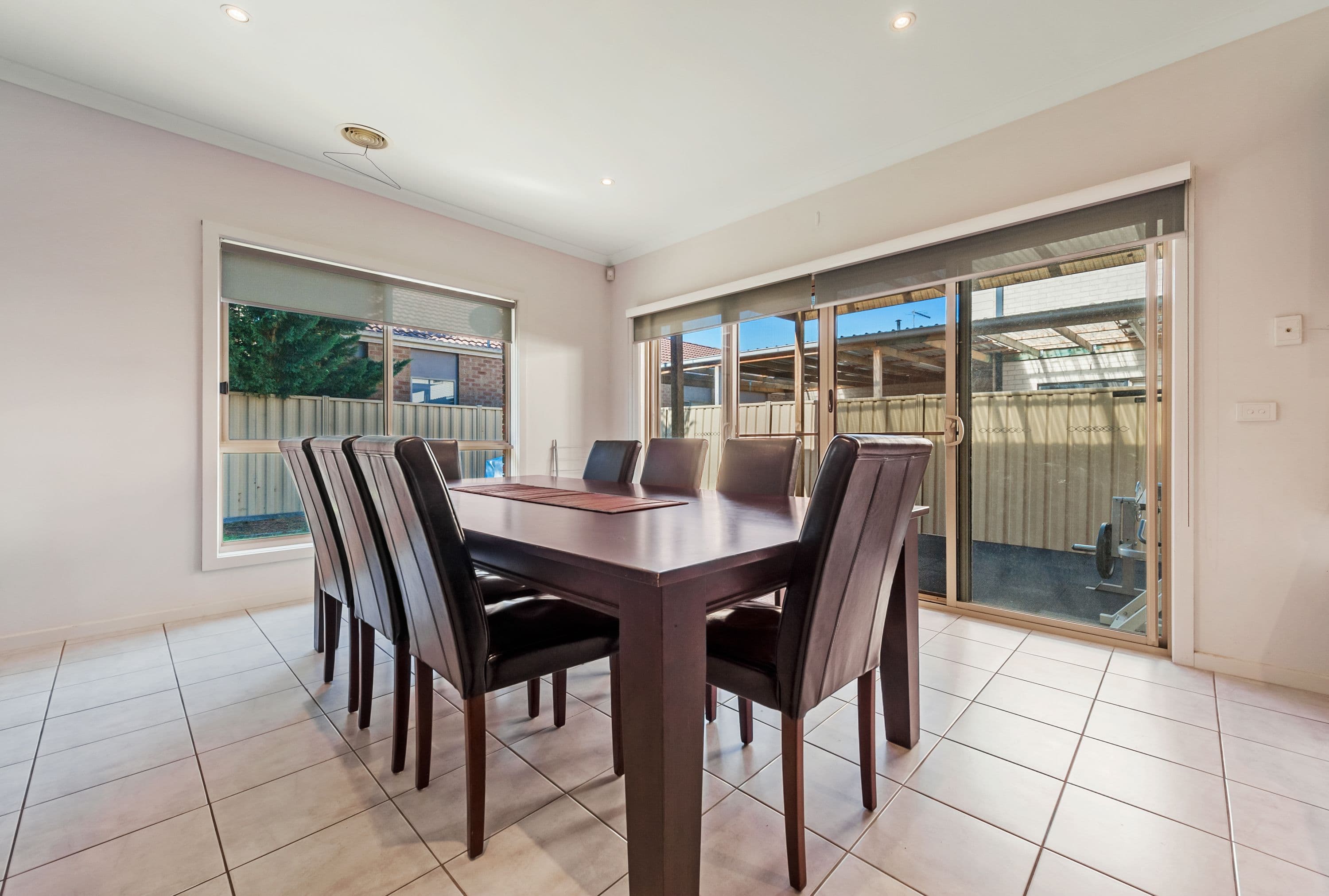 5 Deepdene Street, Caroline Springs VIC 3023, Caroline Springs - Thumbnail 4