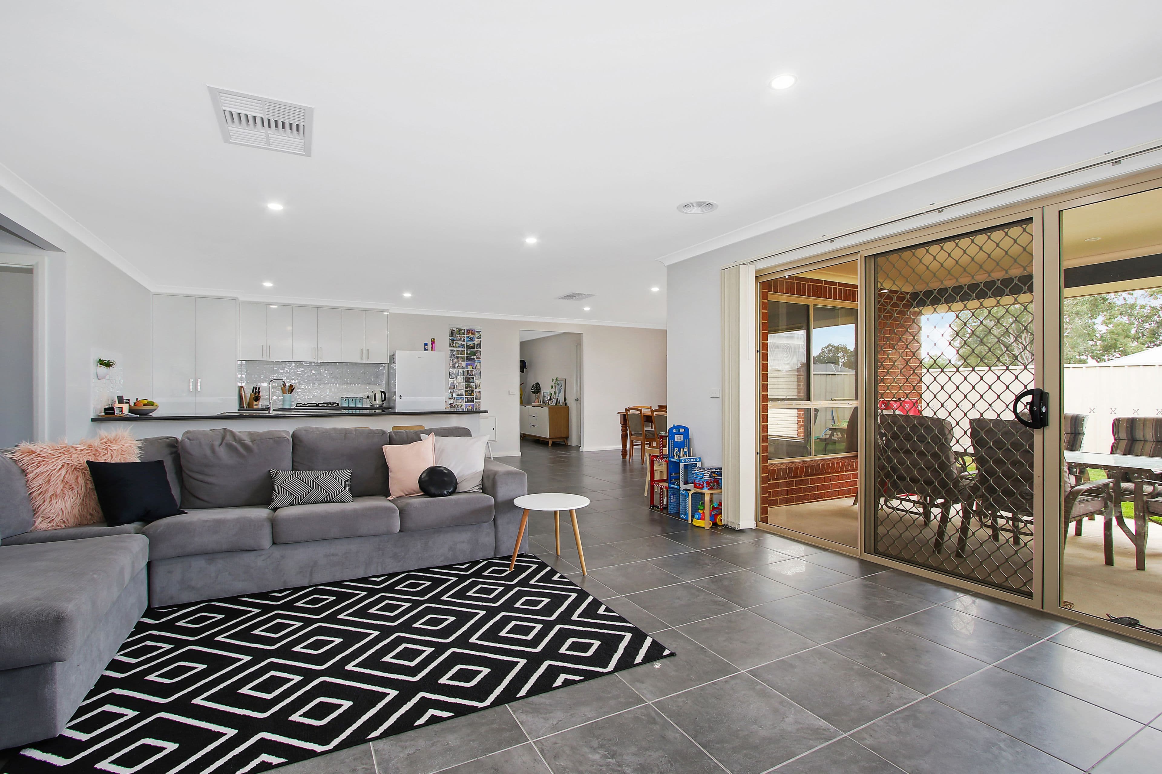 176 Jude Street, Howlong - Thumbnail 4