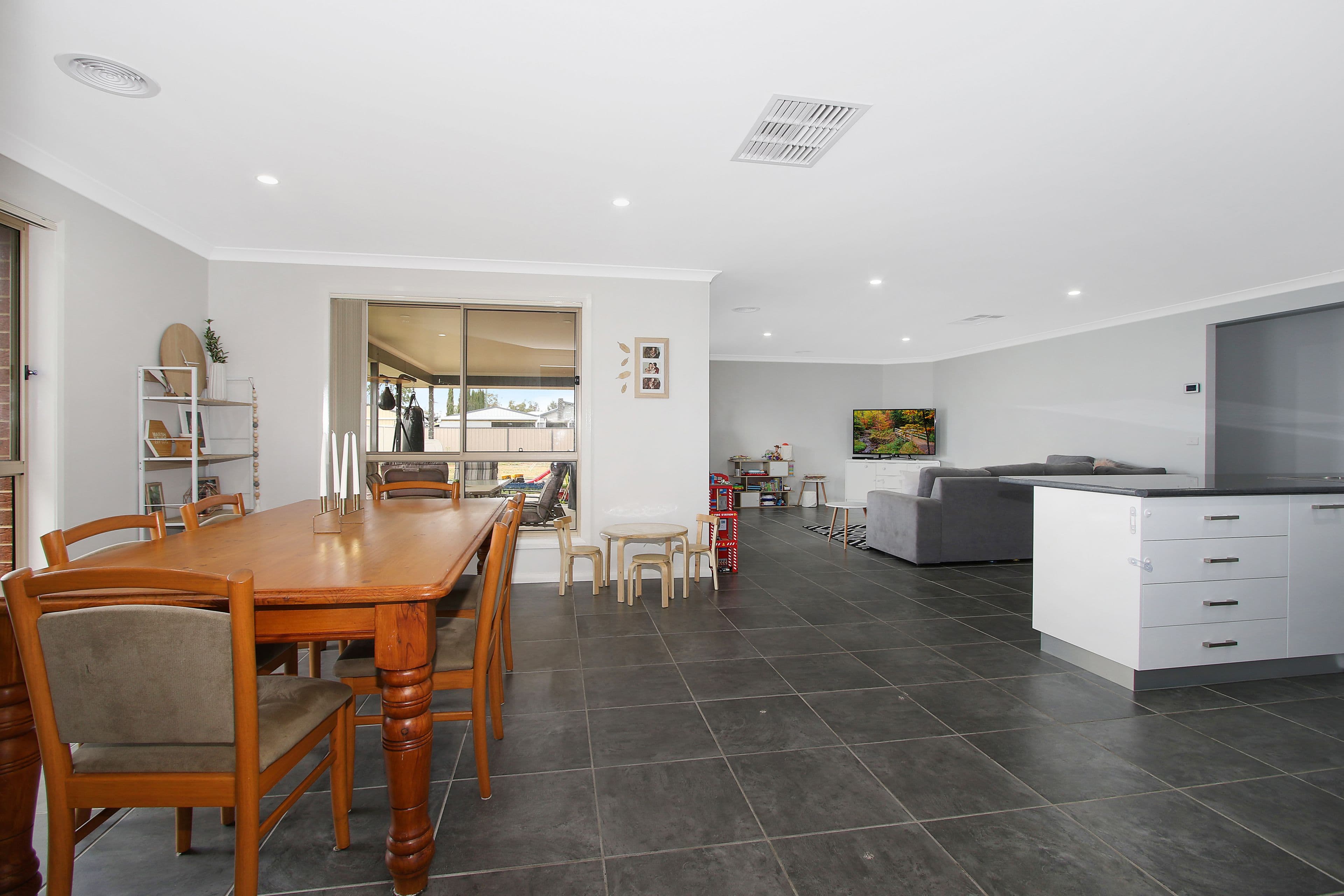 176 Jude Street, Howlong - Thumbnail 7