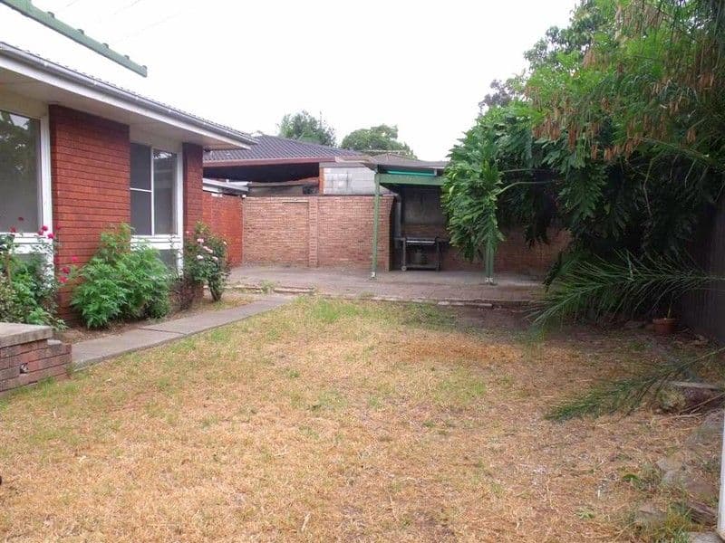 219 Newbridge Road, CHIPPING NORTON NSW 2170, Chipping Norton - Thumbnail 8