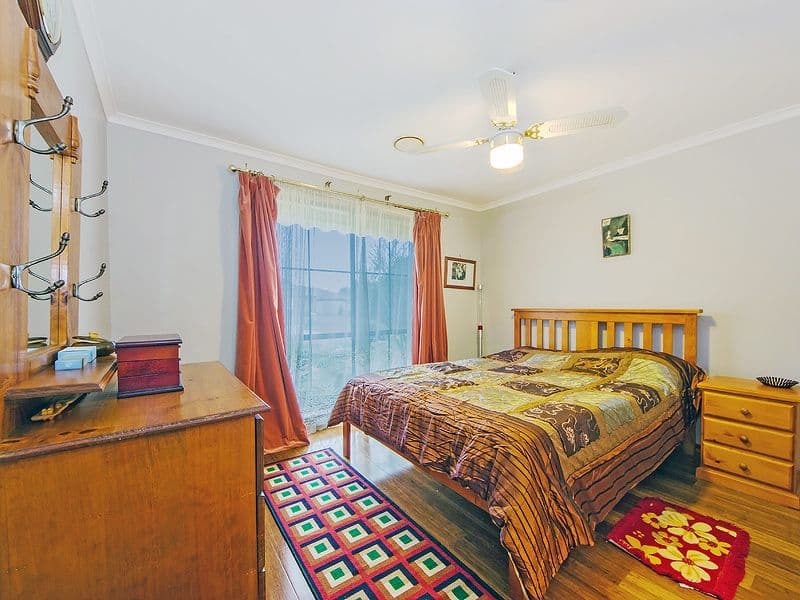 12 Buckingham Drive, WERRIBEE VIC 3030, Werribee - Thumbnail 7