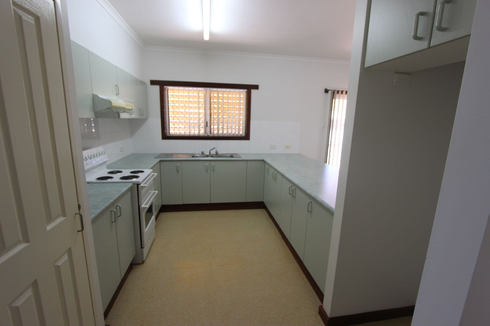 6 Forrest Close, Millars Well WA 6714, Millars Well - Thumbnail 3