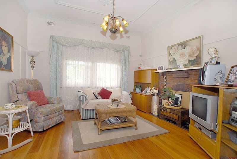 6 Narcissus Avenue, BORONIA VIC 3155, Boronia - Thumbnail 2
