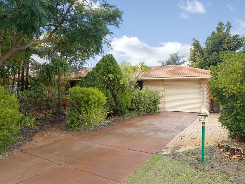 37 Jaegar Square, BALLAJURA WA 6066, Ballajura - Image 1