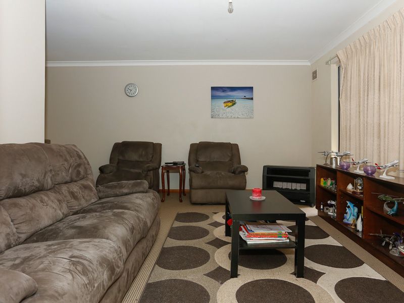 37 Jaegar Square, BALLAJURA WA 6066, Ballajura - Thumbnail 2