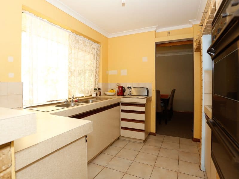 37 Jaegar Square, BALLAJURA WA 6066, Ballajura - Thumbnail 5