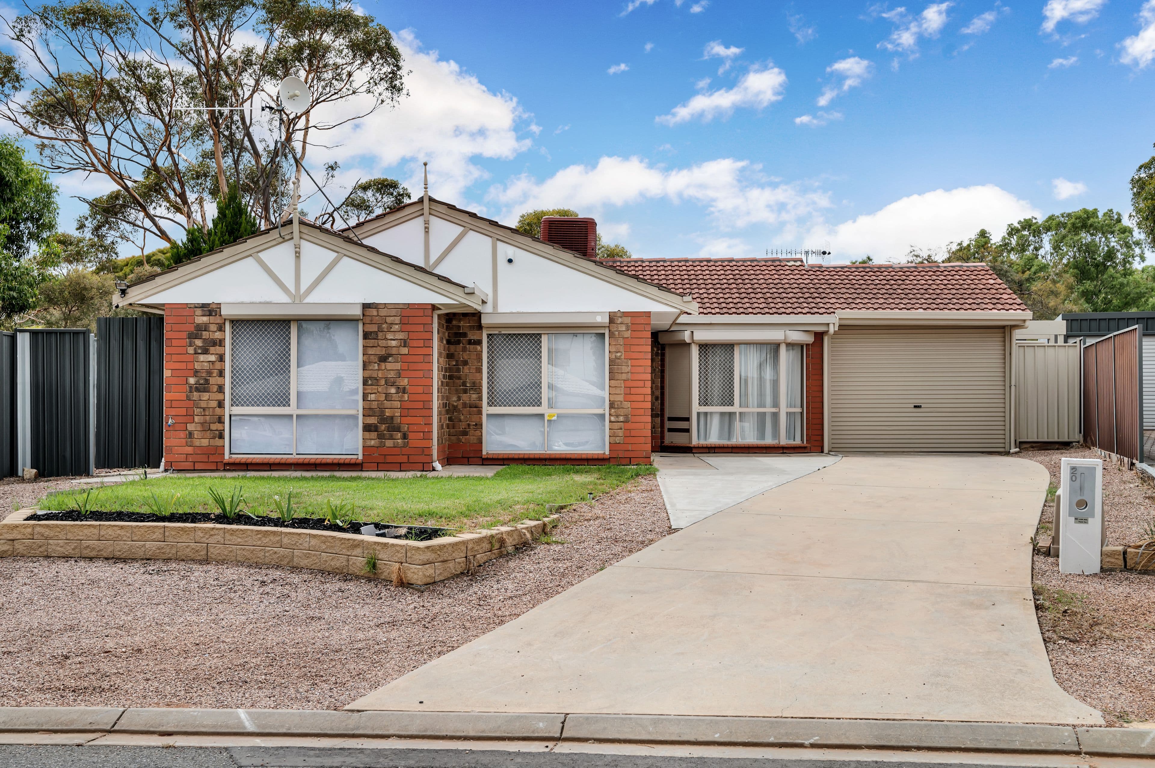20 Browne Circuit, Craigmore SA 5114, Craigmore - Image 1