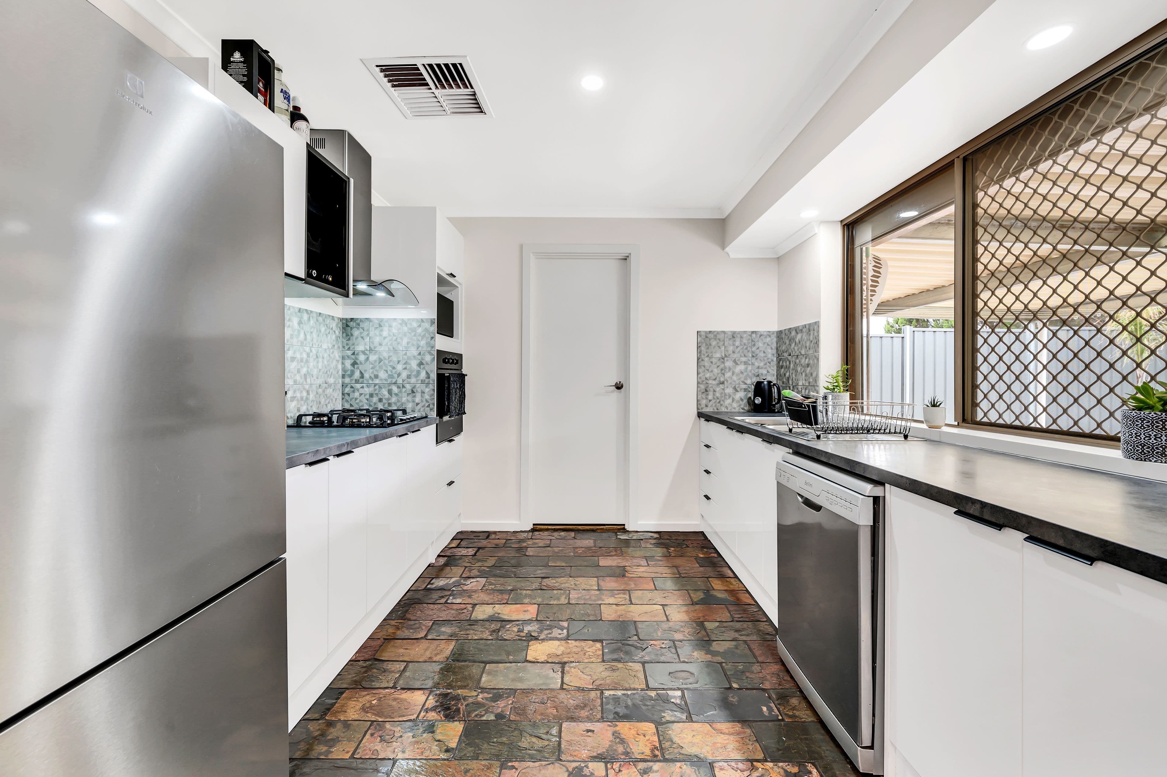 20 Browne Circuit, Craigmore SA 5114, Craigmore - Thumbnail 6