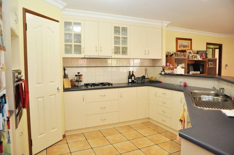 13 Menzies Street, MIDDLE RIDGE QLD 4350, Middle Ridge - Thumbnail 3