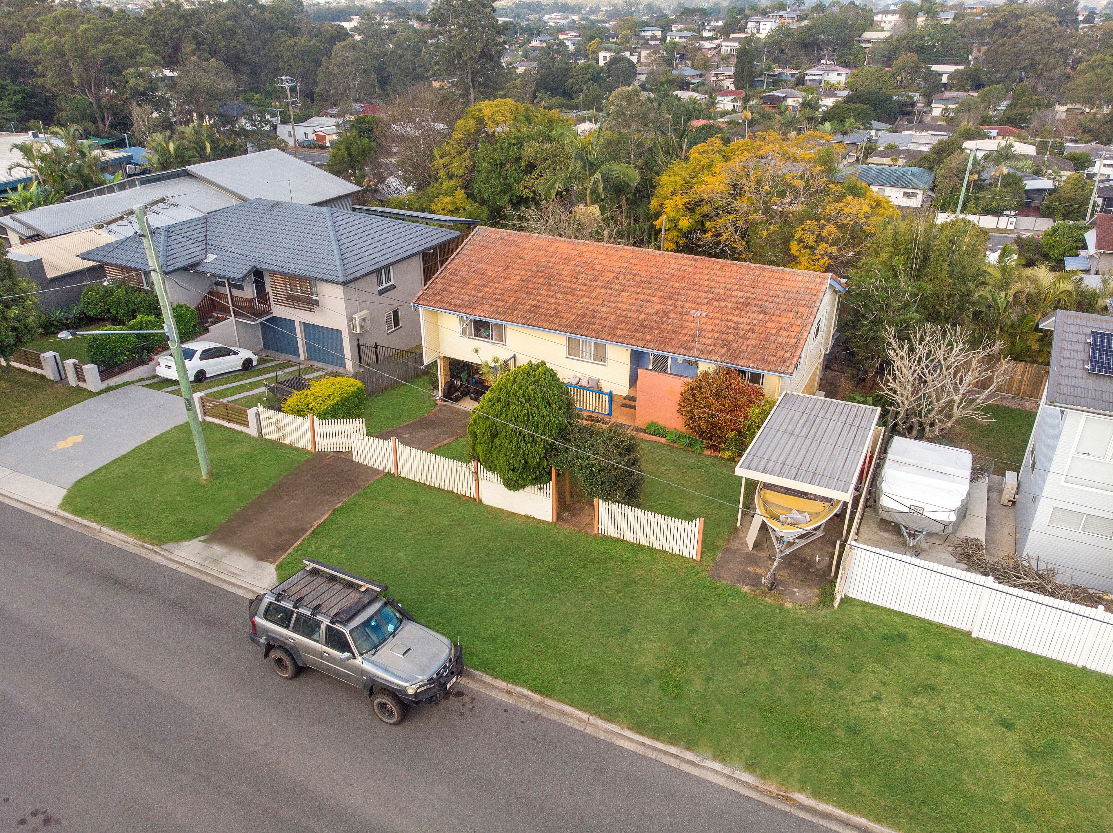 4 Hillcroft Street, Mount Gravatt East QLD 4122, Mount Gravatt East - Image 1