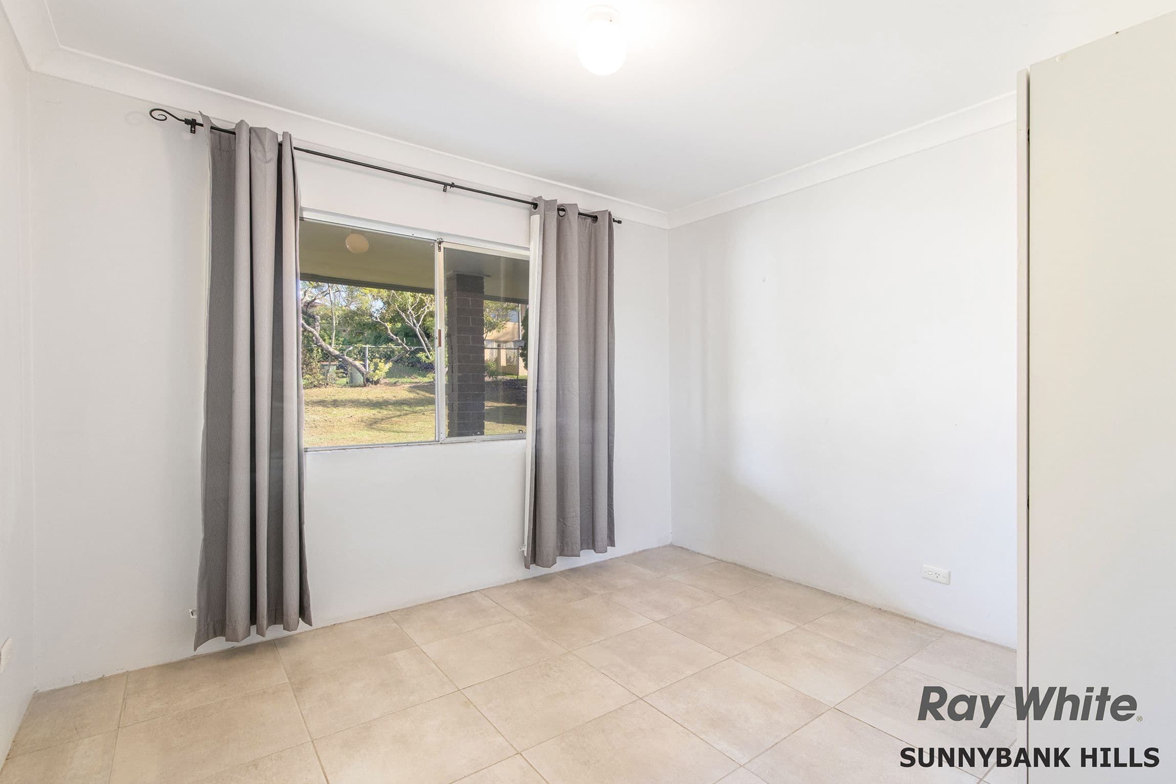1 Kentlyn Street, Eight Mile Plains QLD 4113, Eight Mile Plains - Thumbnail 6