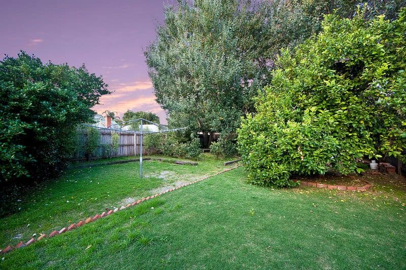 42 Canterbury Street, HUGHESDALE VIC 3166, Hughesdale - Thumbnail 2
