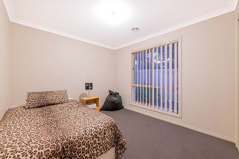 52a Lesdon Avenue, Cranbourne VIC 3977, Cranbourne - Thumbnail 8