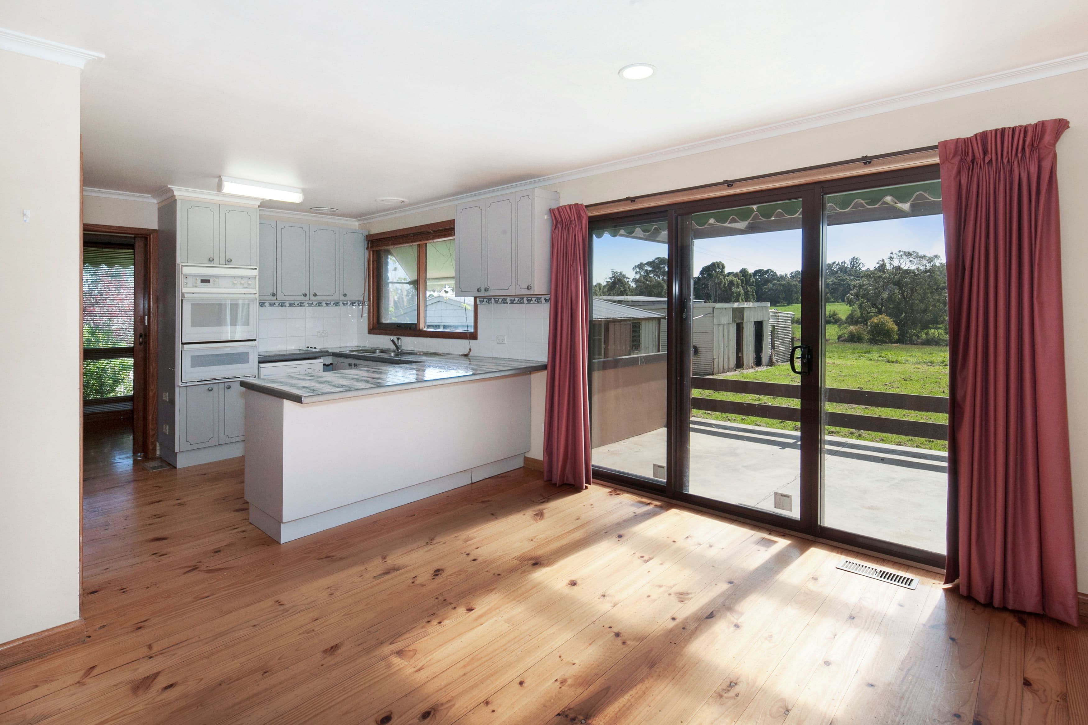 1733 Geelong Road, Mount Helen VIC 3350, Mount Helen - Thumbnail 3