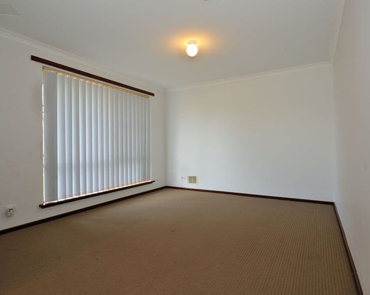 10 Coronata Drive, WARNBRO WA 6169, Warnbro - Thumbnail 5