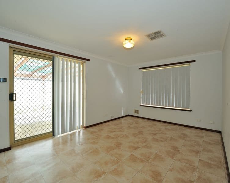 10 Coronata Drive, WARNBRO WA 6169, Warnbro - Thumbnail 8