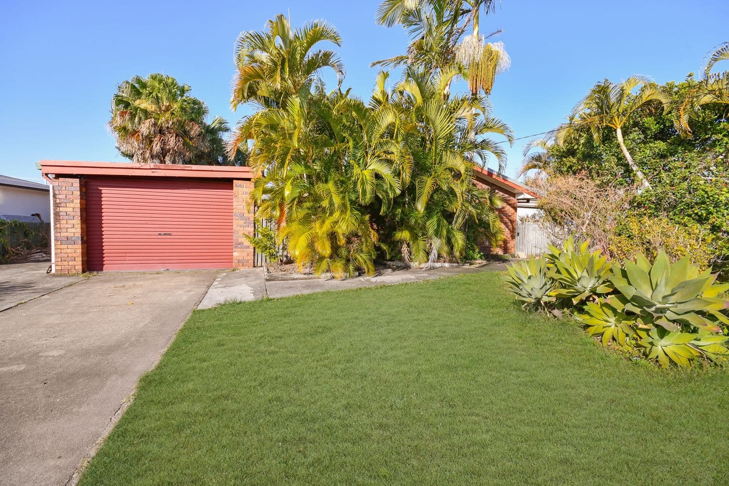 21 Doondoon Street, Currimundi QLD 4551, Currimundi - Image 1