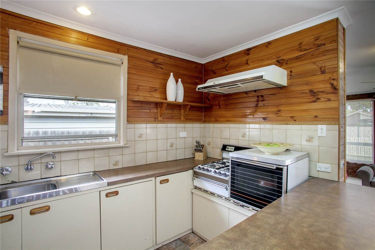 10 Macedon Avenue, CORIO VIC 3214, Corio - Thumbnail 4