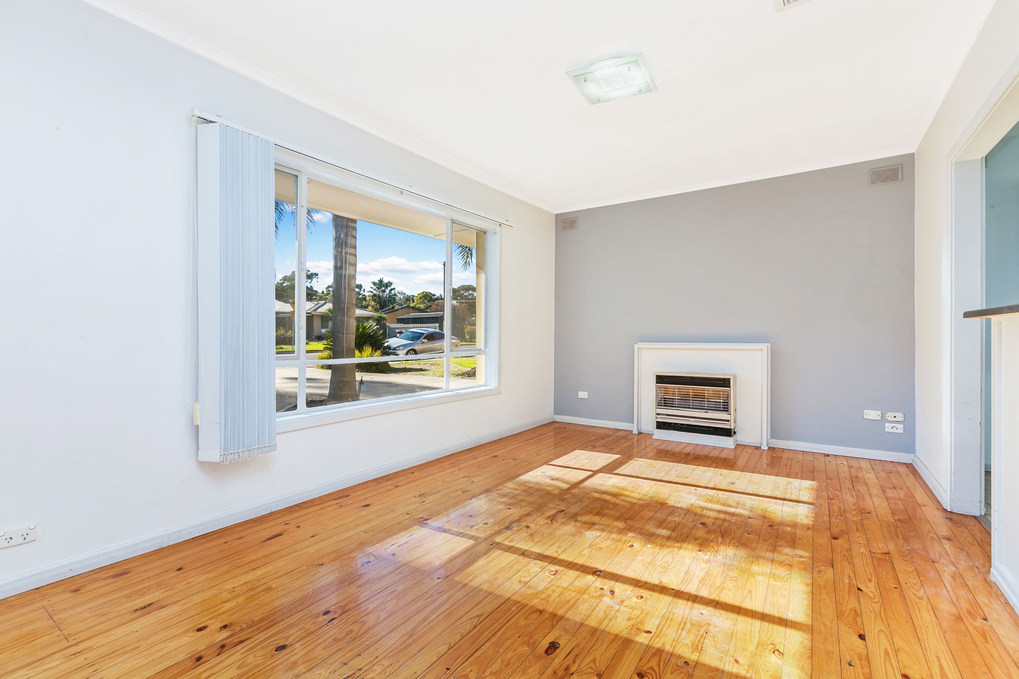 16 Conington Crescent, Morphett Vale SA 5162, Morphett Vale - Thumbnail 3