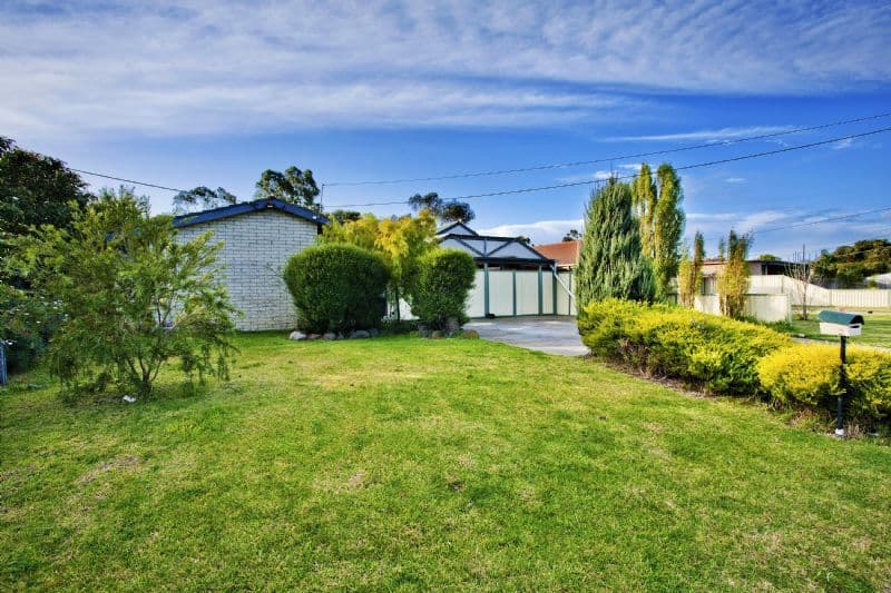 6 Smeaton Close, LARA VIC 3212, Lara - Image 1