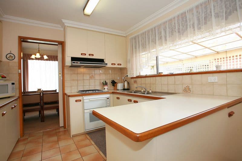 27 Philip Road, HALLAM VIC 3803, Hallam - Thumbnail 2