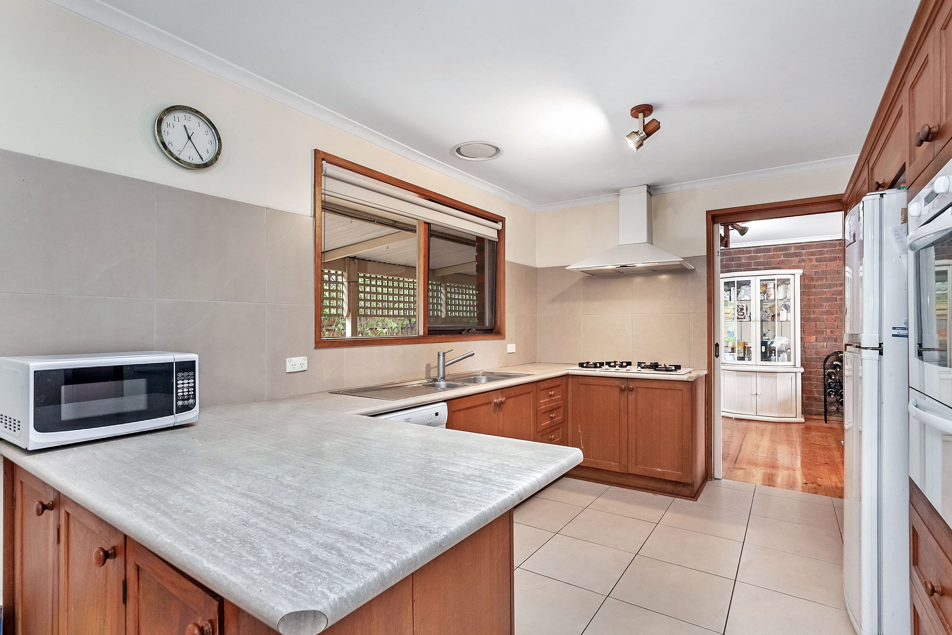5 Aster Court, Mill Park VIC 3082, Mill Park - Thumbnail 2