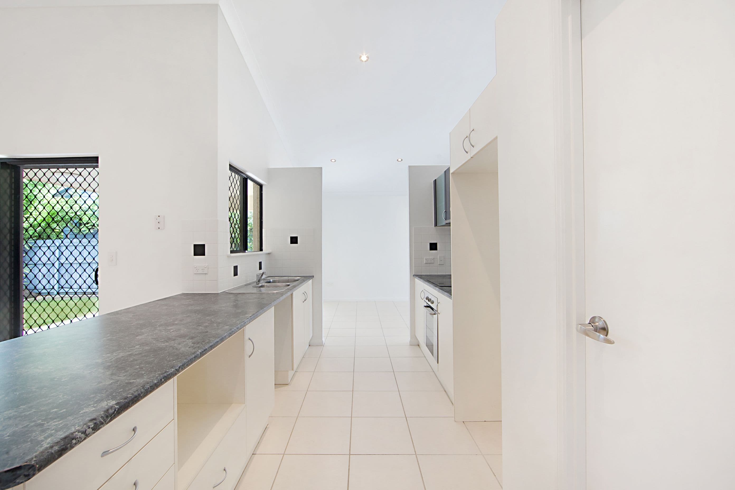 11 Fernbank Parade, Idalia QLD 4811, Idalia - Thumbnail 4