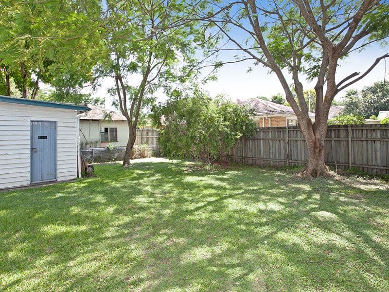 19 Fraser Street, GRACEVILLE QLD 4075, Graceville - Thumbnail 5