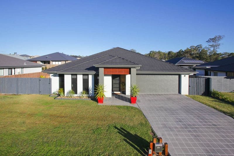 8 Aurelius Street, AUGUSTINE HEIGHTS QLD 4300, Augustine Heights - Image 1