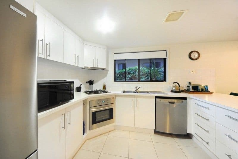 92 Abell Road, CANNONVALE QLD 4802, Cannonvale - Thumbnail 5