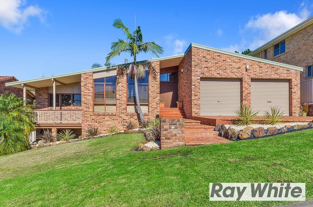 11 Deenyi Close, Cordeaux Heights NSW 2526, Cordeaux Heights - Thumbnail 2