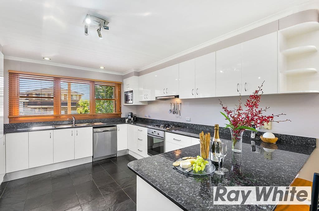 11 Deenyi Close, Cordeaux Heights NSW 2526, Cordeaux Heights - Thumbnail 6