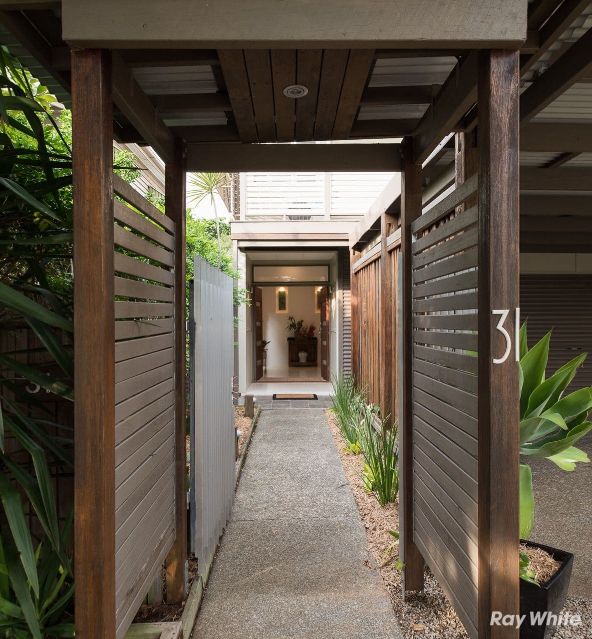 31 Oakmere Street, Nudgee QLD 4014, Nudgee - Thumbnail 2
