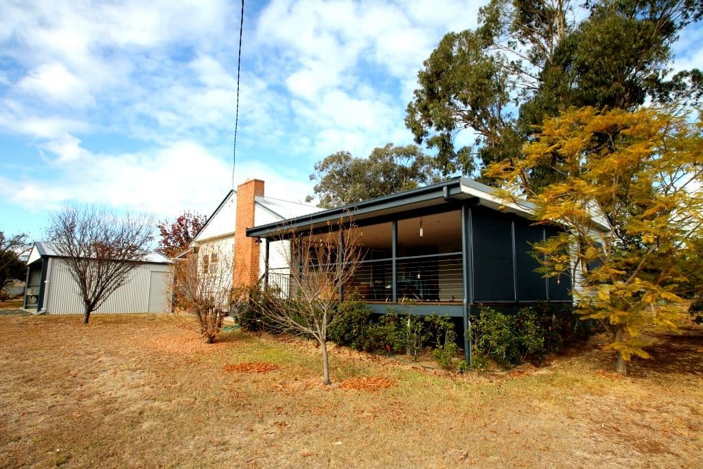 68 Learmonth Street, Willow Tree - Image 1