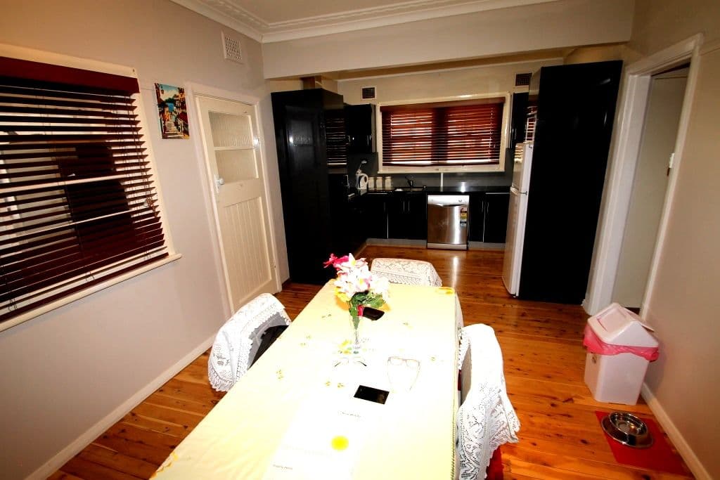 68 Learmonth Street, Willow Tree - Thumbnail 6