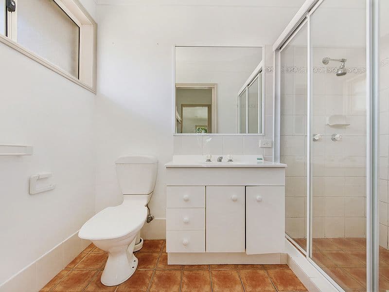 5 San Cristobal Place, Pacific Pines QLD 4211, Pacific Pines - Thumbnail 8