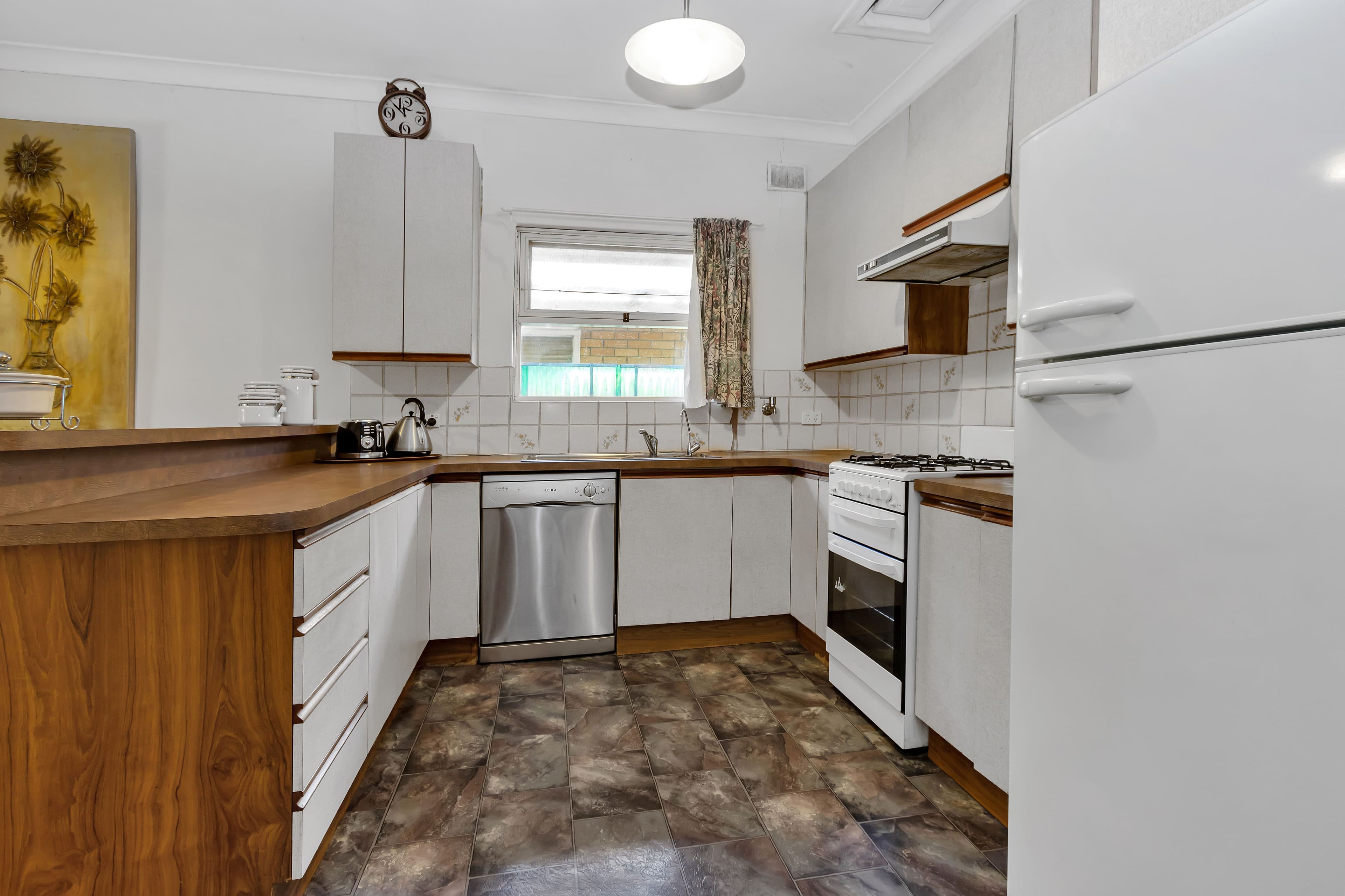 8 Durham Avenue, Lockleys SA 5032, Lockleys - Thumbnail 8
