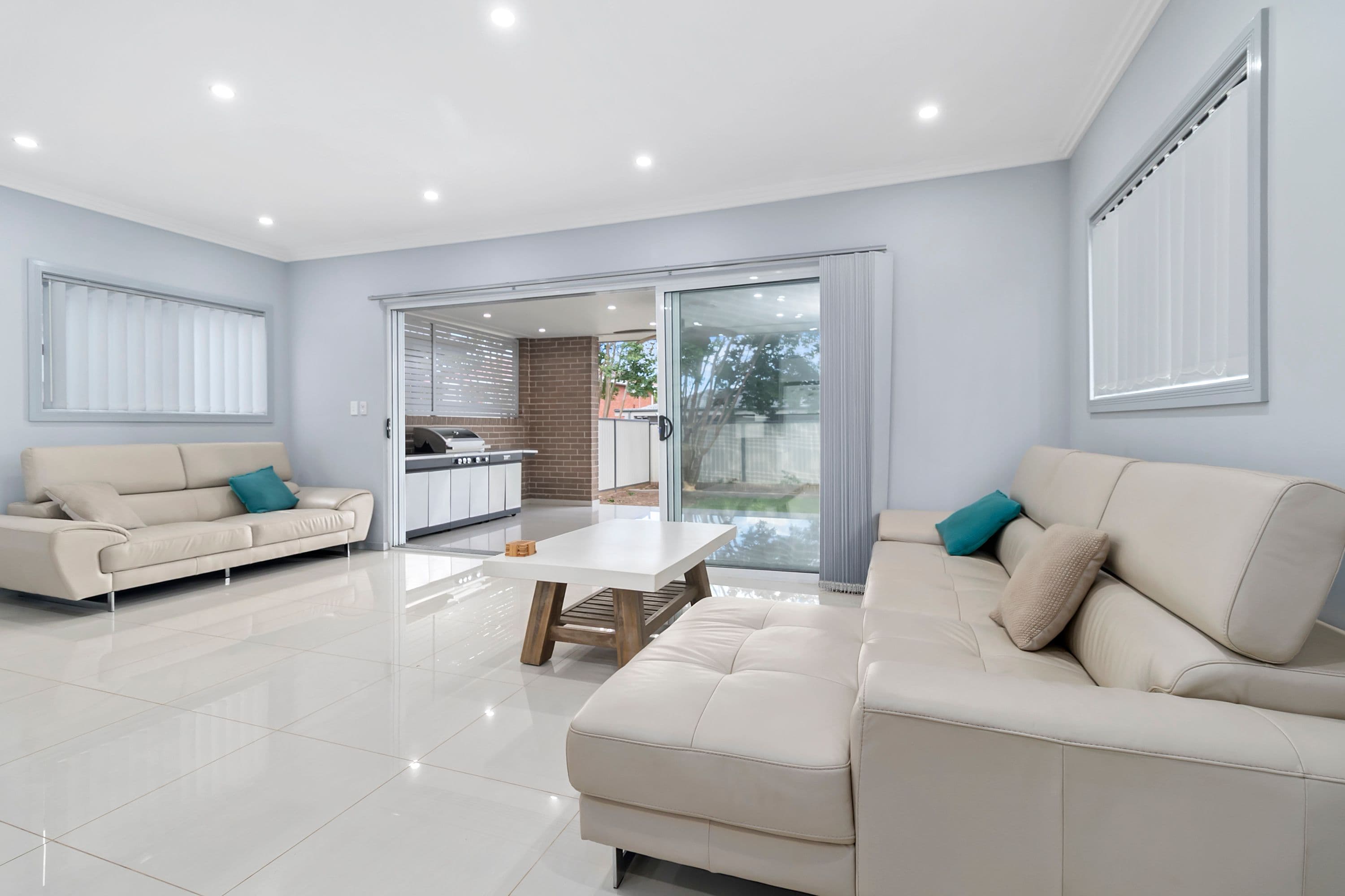 15 Templeton Crescent, Moorebank - Thumbnail 6