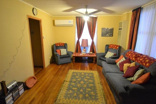 43 Martindale Crescent, SEYMOUR VIC 3660, Seymour - Thumbnail 2