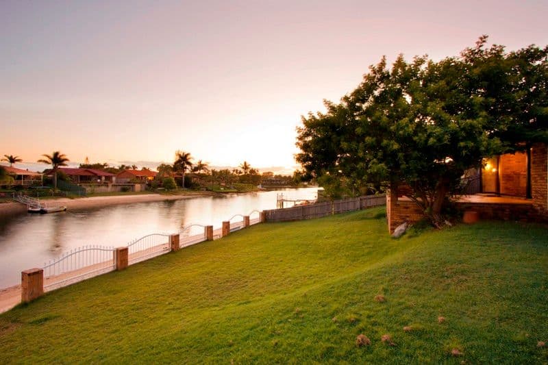 22 Kurrawa Avenue, MERMAID WATERS QLD 4218, Mermaid Waters - Image 1
