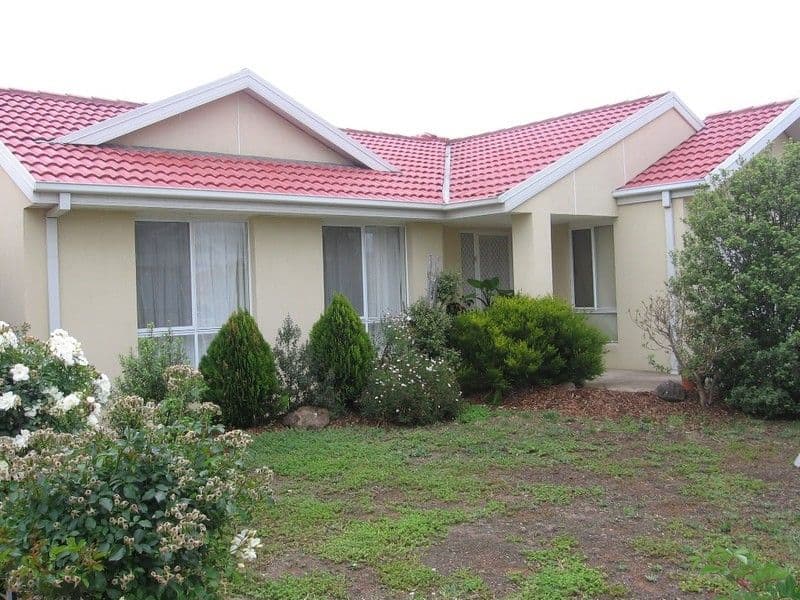 8 Sandalwood Circuit, TARNEIT VIC 3029, Tarneit - Image 1