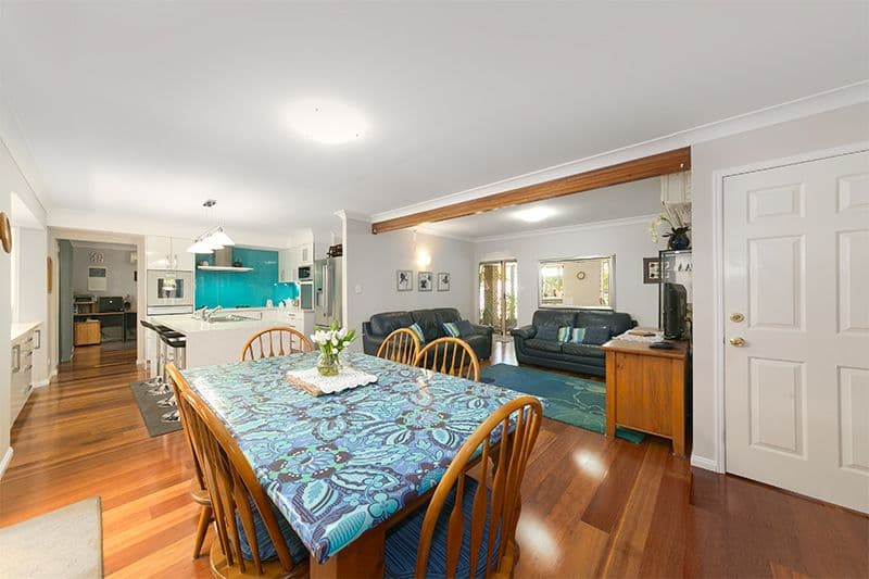 98 Marland Street, Kenmore QLD 4069, Kenmore - Thumbnail 3