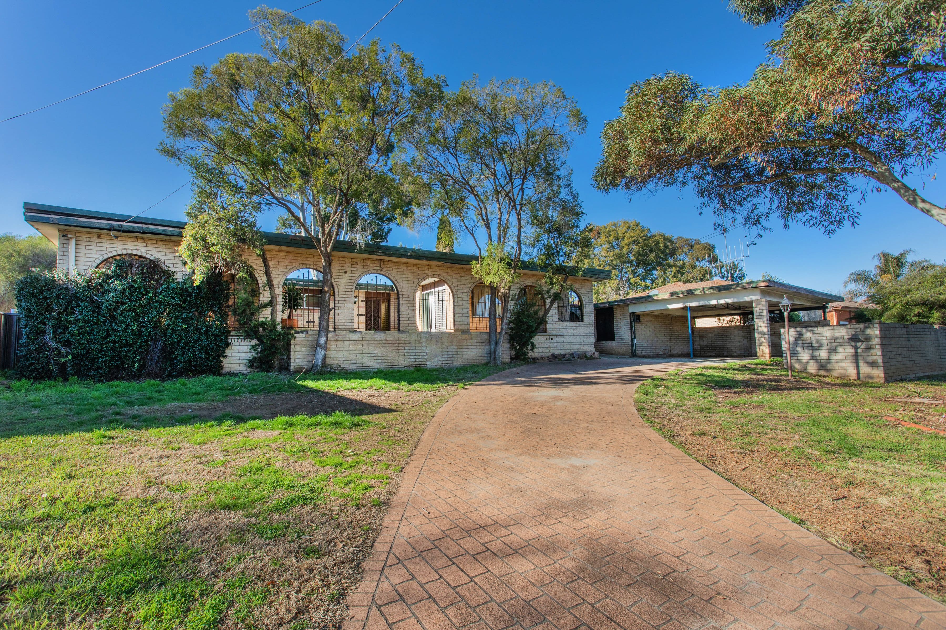 39 Hanna Street, Cowra NSW 2794, Cowra - Image 1