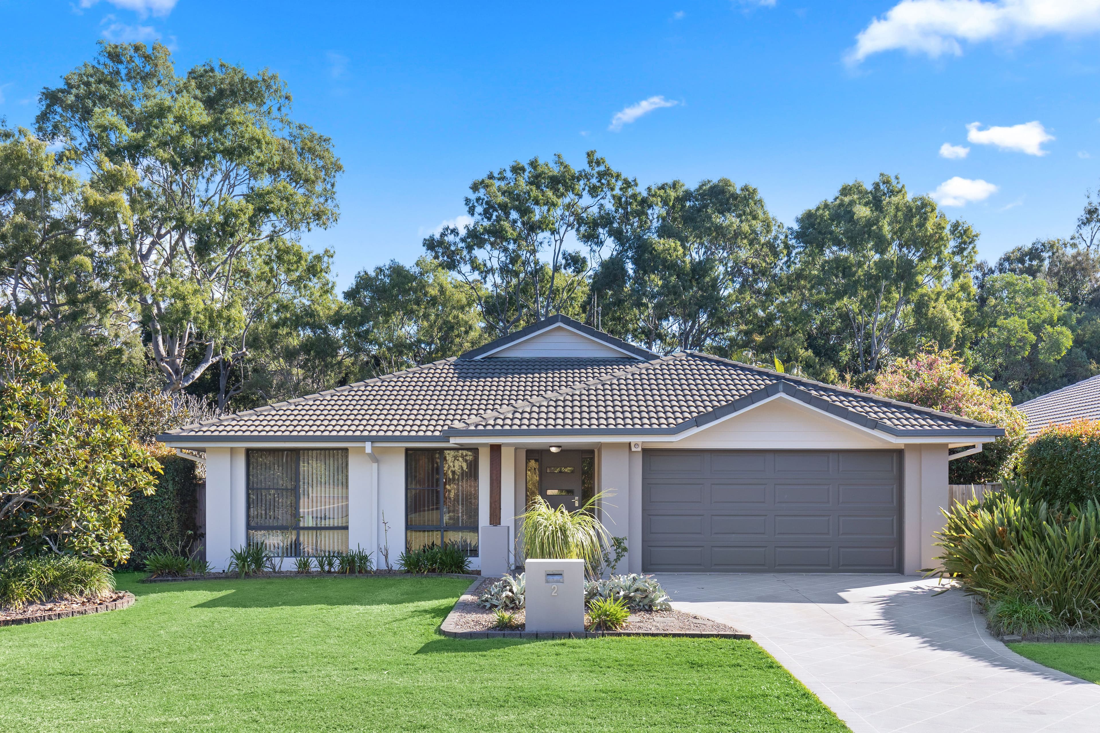 2 Parraweena Court, Point Vernon QLD 4655, Point Vernon - Image 1